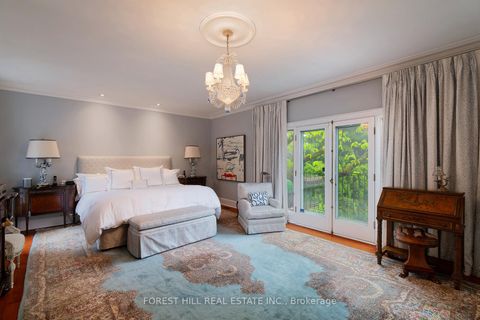 Photo 20 at 12 Shorncliffe Avenue, Casa Loma, Toronto