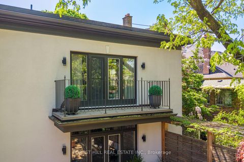 Photo 22 at 12 Shorncliffe Avenue, Casa Loma, Toronto