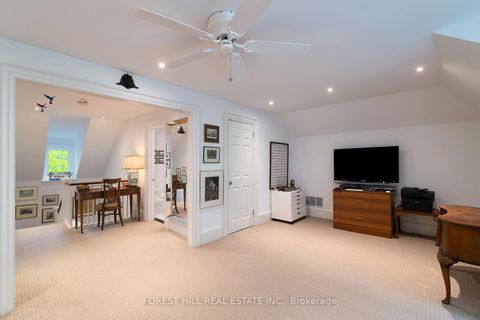 Photo 33 at 12 Shorncliffe Avenue, Casa Loma, Toronto