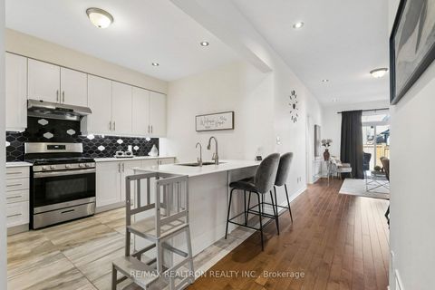 Photo 5 at 494 Rita's Avenue, Summerhill Estates, Newmarket