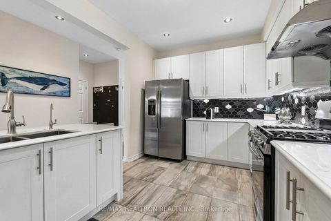 Photo 7 at 494 Rita's Avenue, Summerhill Estates, Newmarket