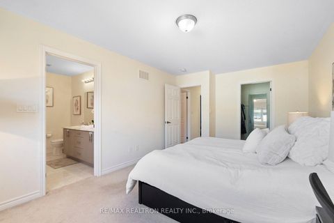 Photo 29 at 494 Rita's Avenue, Summerhill Estates, Newmarket
