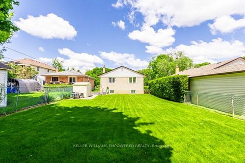 Photo 24 at 17 Checkendon Drive, Kipling, Toronto