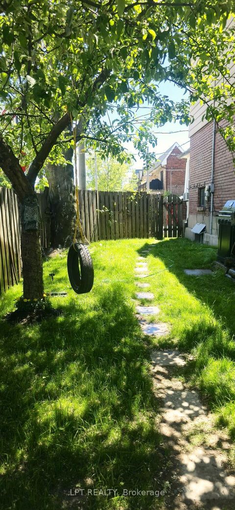 Photo 6 at 1314 Dupont Street, Junction, Toronto