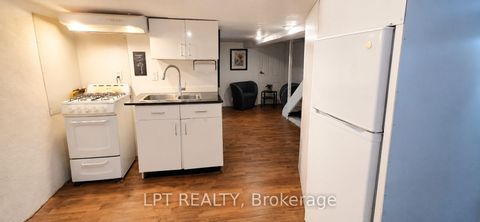 Photo 15 at 1314 Dupont Street, Junction, Toronto