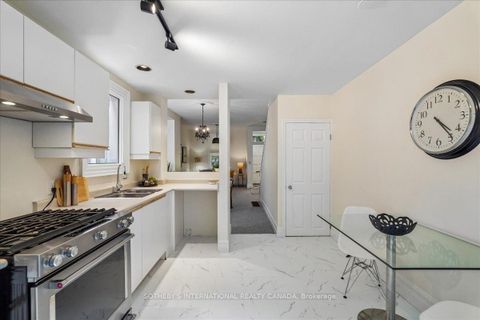 Photo 12 at 452 Sumach Street, South St. James Town, Toronto