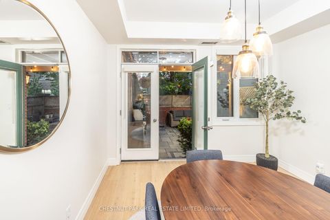 Photo 27 at 101 - 500 Richmond Street W, Waterfront Communities C1, Toronto