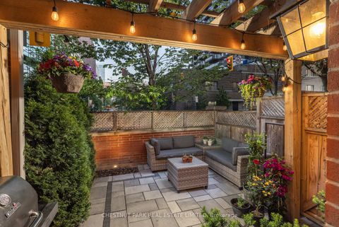 Photo 28 at 101 - 500 Richmond Street W, Waterfront Communities C1, Toronto