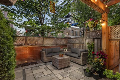 Photo 29 at 101 - 500 Richmond Street W, Waterfront Communities C1, Toronto