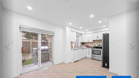 Photo 1 at 42 - 435 Middlefield Road, Agincourt North, Toronto