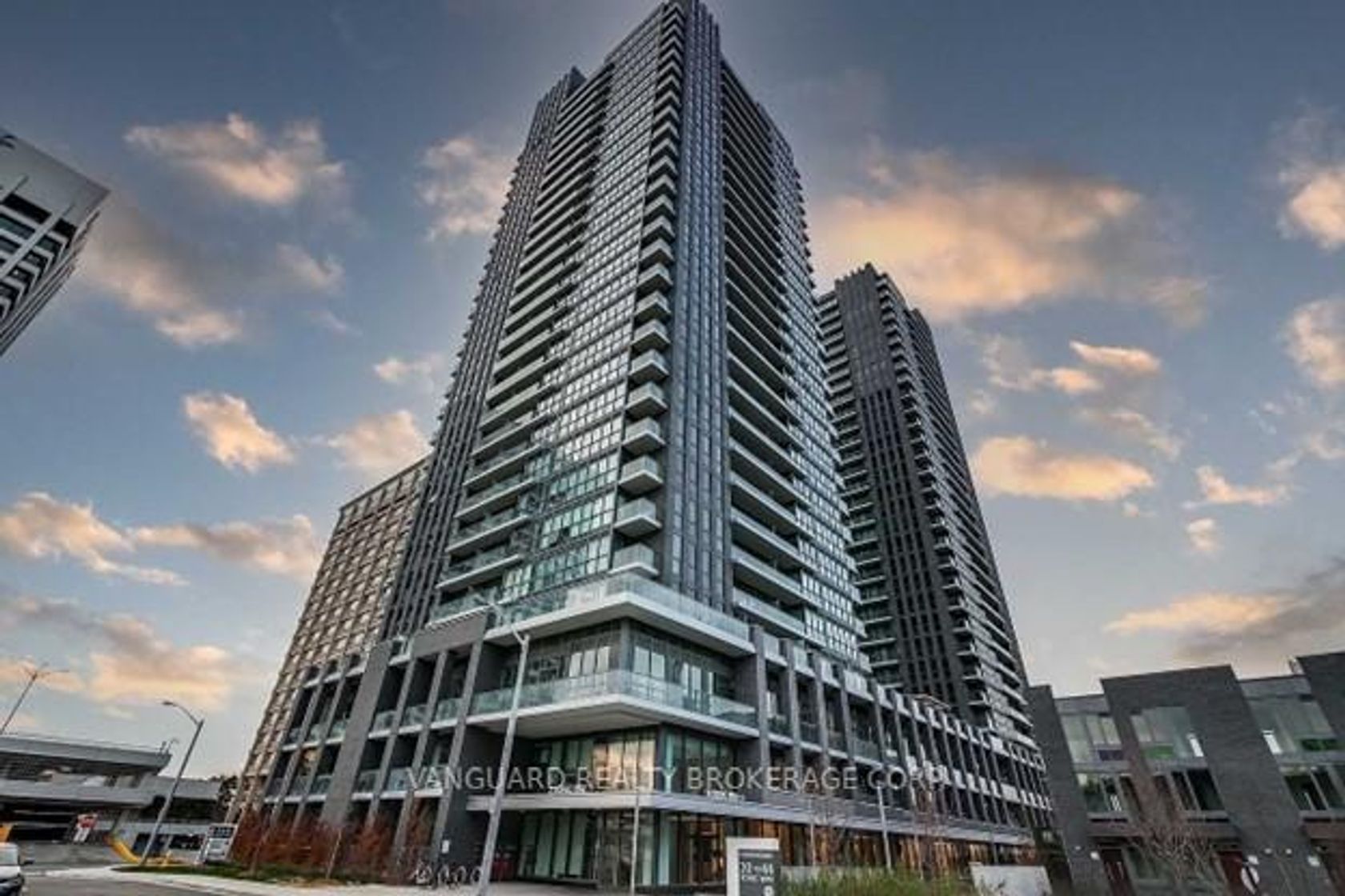 3907 - 7 Mabelle Avenue, City Centre West, Toronto 