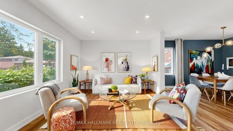Photo 2 at 9 Squires Avenue, Parkview, Toronto