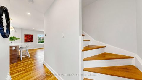 Photo 13 at 9 Squires Avenue, Parkview, Toronto