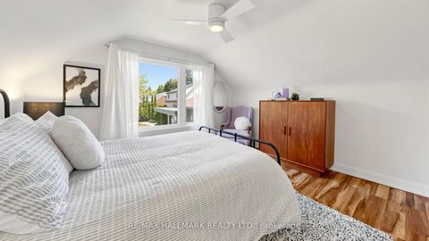 Photo 17 at 9 Squires Avenue, Parkview, Toronto