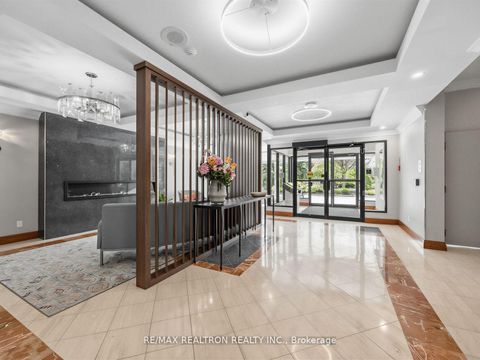 Photo 2 at 509 - 268 Ridley Boulevard, Nortown, Toronto