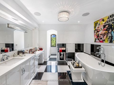 Photo 32 at 327 Cortleigh Boulevard, Nortown, Toronto