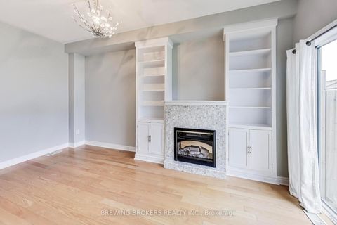 Photo 8 at 33 Pearcey Crescent, West Bayfield, Barrie