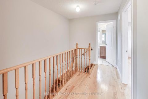 Photo 16 at 33 Pearcey Crescent, West Bayfield, Barrie