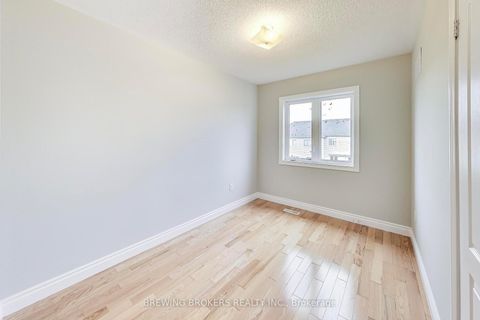 Photo 20 at 33 Pearcey Crescent, West Bayfield, Barrie