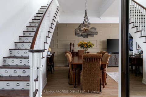Photo 2 at PH3 - 9 Burnhamthorpe Crescent, City Centre West, Toronto