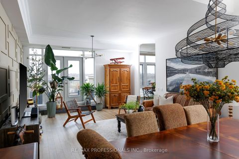 Photo 4 at PH3 - 9 Burnhamthorpe Crescent, City Centre West, Toronto
