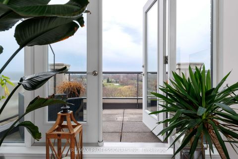 Photo 7 at PH3 - 9 Burnhamthorpe Crescent, City Centre West, Toronto