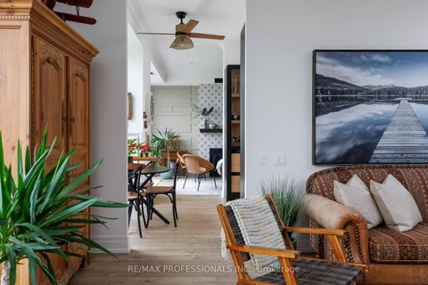 Photo 10 at PH3 - 9 Burnhamthorpe Crescent, City Centre West, Toronto