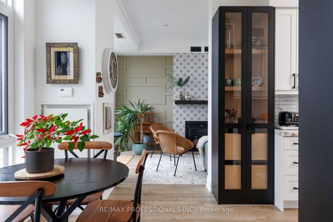 Photo 14 at PH3 - 9 Burnhamthorpe Crescent, City Centre West, Toronto