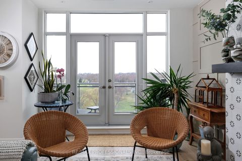 Photo 17 at PH3 - 9 Burnhamthorpe Crescent, City Centre West, Toronto
