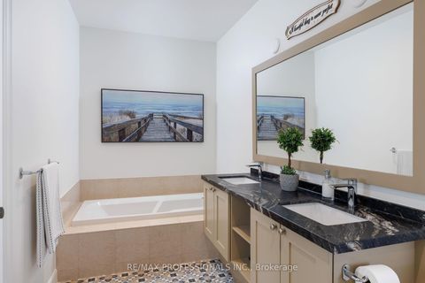Photo 37 at PH3 - 9 Burnhamthorpe Crescent, City Centre West, Toronto