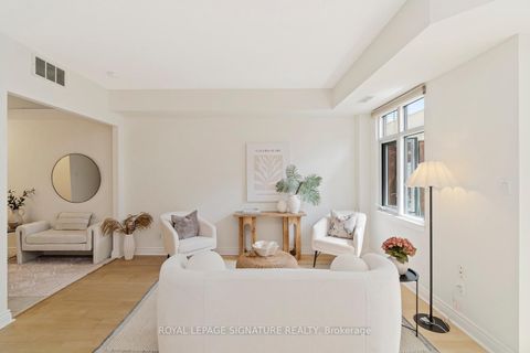 Photo 5 at 207 - 550 Front Street W, Waterfront Communities C1, Toronto