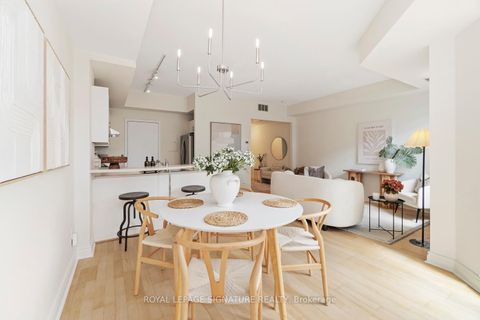Photo 11 at 207 - 550 Front Street W, Waterfront Communities C1, Toronto