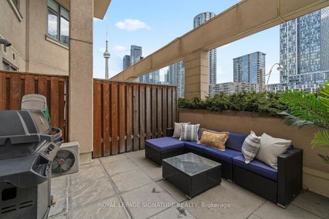 Photo 14 at 207 - 550 Front Street W, Waterfront Communities C1, Toronto
