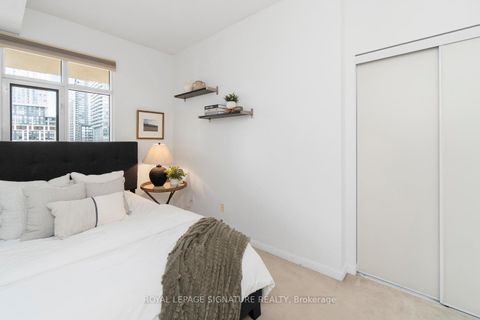 Photo 27 at 207 - 550 Front Street W, Waterfront Communities C1, Toronto