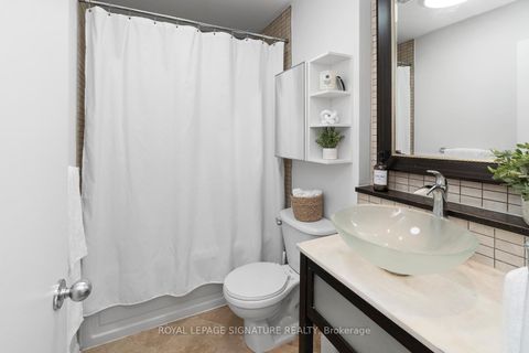 Photo 29 at 207 - 550 Front Street W, Waterfront Communities C1, Toronto