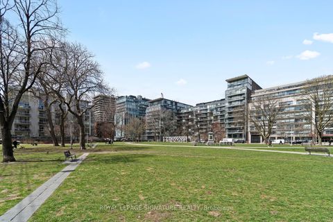 Photo 39 at 207 - 550 Front Street W, Waterfront Communities C1, Toronto