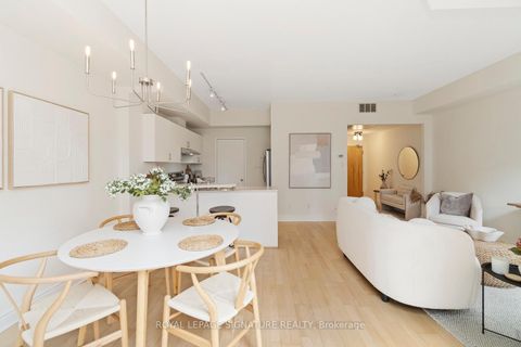 Photo 43 at 207 - 550 Front Street W, Waterfront Communities C1, Toronto