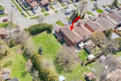 Photo 2 at 20 Sunbird Boulevard, Keswick North, Georgina