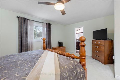 Photo 16 at 20 Sunbird Boulevard, Keswick North, Georgina