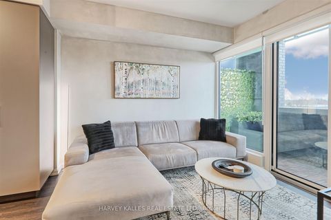 Photo 11 at 412 - 4208 Dundas Street W, Humber Valley, Toronto