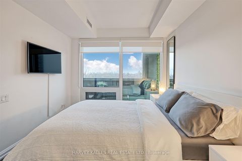 Photo 17 at 412 - 4208 Dundas Street W, Humber Valley, Toronto