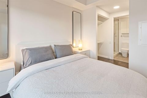 Photo 18 at 412 - 4208 Dundas Street W, Humber Valley, Toronto