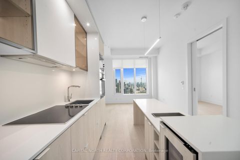 Photo 14 at 5908 - 11 Yorkville Avenue, Annex, Toronto