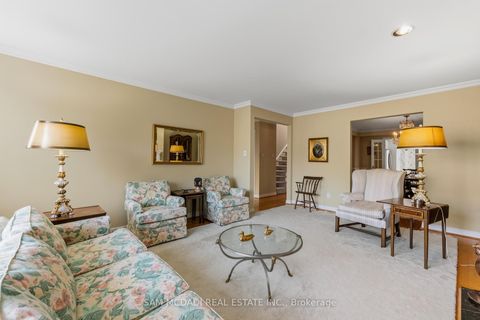 Photo 5 at 690 Oriole Parkway, Eglinton, Toronto