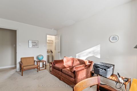 Photo 16 at 690 Oriole Parkway, Eglinton, Toronto