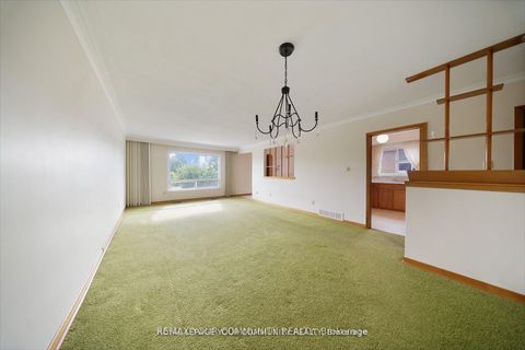 Photo 17 at 50 Felan Crescent, Beaumonde Heights, Toronto
