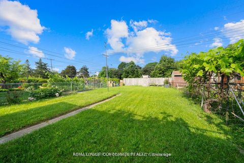 Photo 46 at 50 Felan Crescent, Beaumonde Heights, Toronto