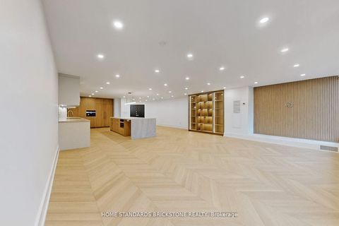 Photo 6 at 1009 - 110 Bloor Street W, Annex, Toronto
