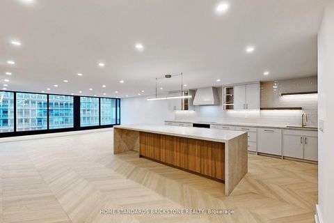 Photo 7 at 1009 - 110 Bloor Street W, Annex, Toronto
