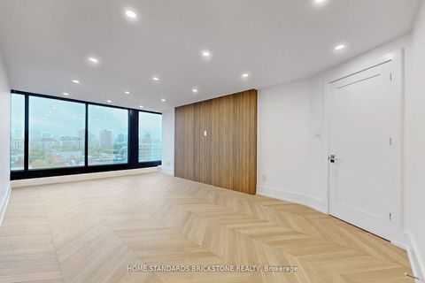 Photo 17 at 1009 - 110 Bloor Street W, Annex, Toronto